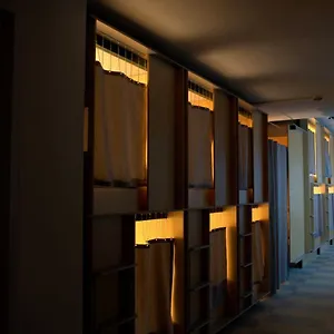 Marmot Capsule Albergue Zurique
