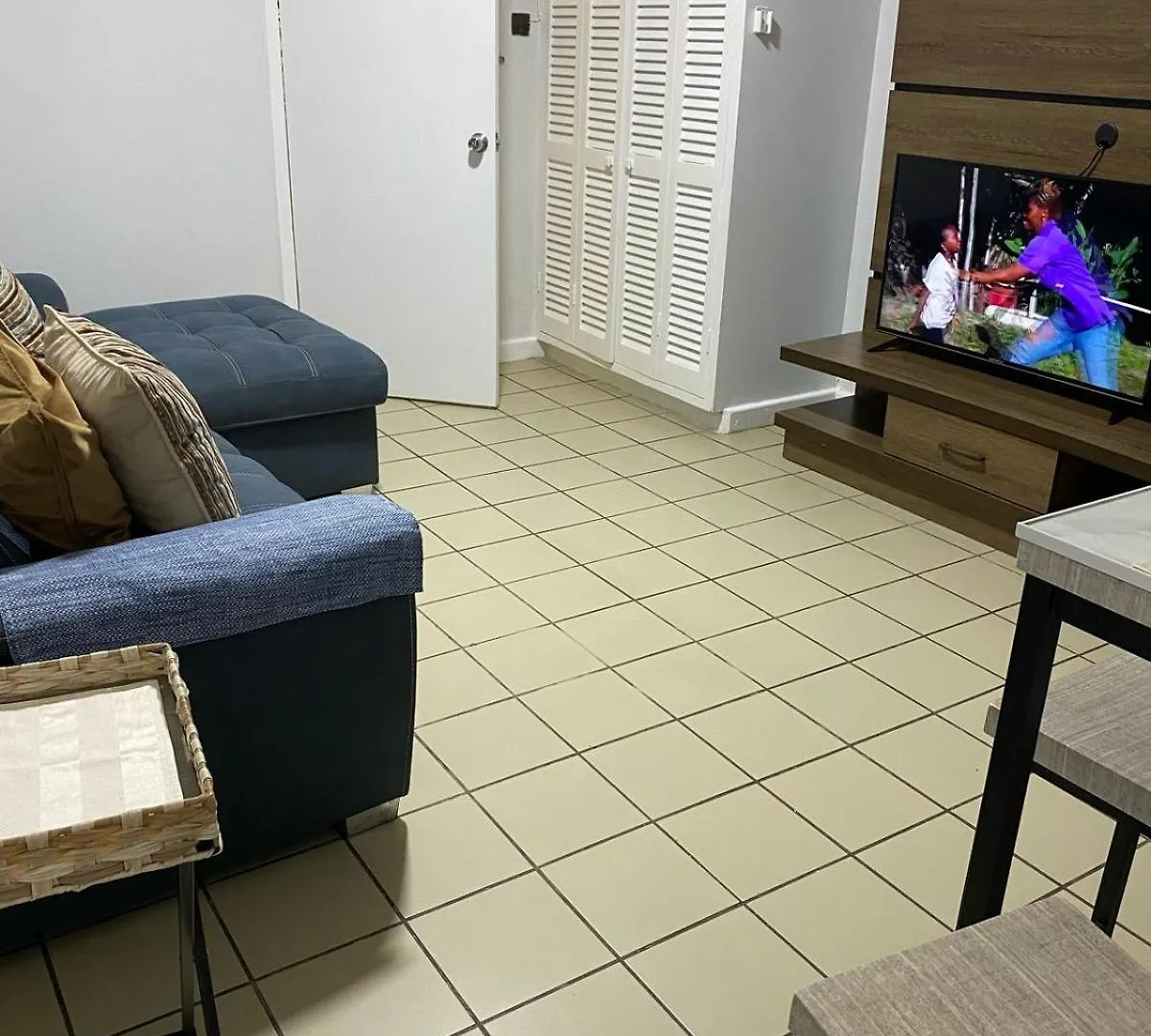 אוצ'ו ריוס Pineapple Court Hotel