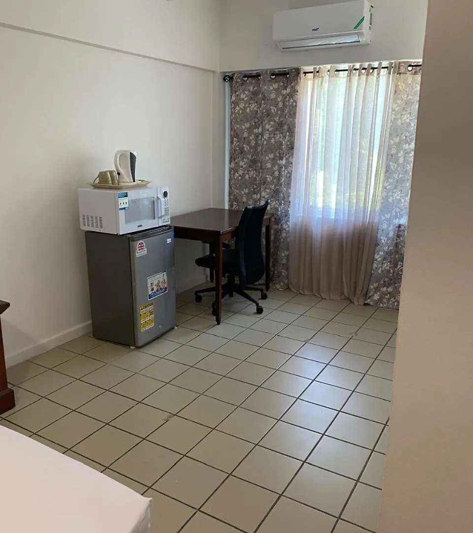 אוצ'ו ריוס Pineapple Court Hotel 2*, אוצ'ו ריוס