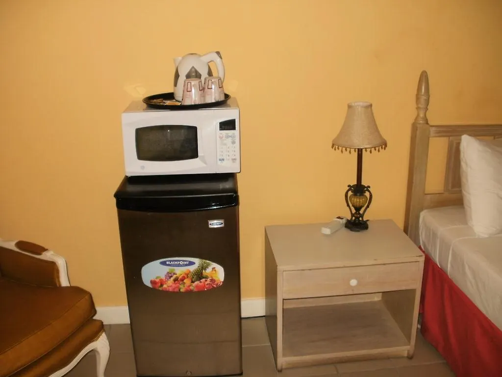 אוצ'ו ריוס Pineapple Court Hotel