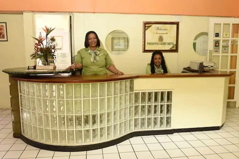 Pineapple Court Hotel Ocho Rios 2*,  Giamaica