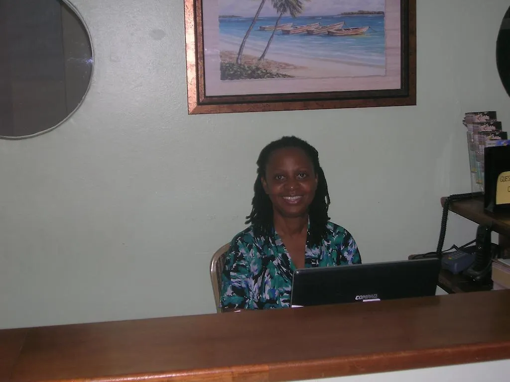 Pineapple Court Hotel Ocho Rios