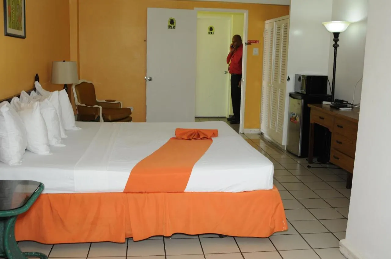 Pineapple Court Hotel Ocho Rios Jamaica